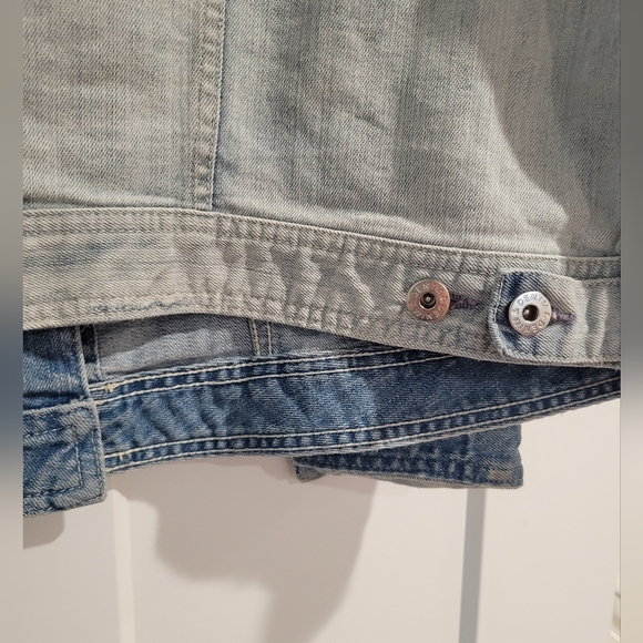Distressed Jean Jacket - Picture 3 of 6